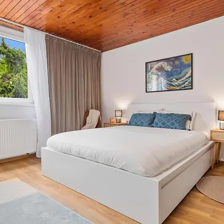 Apartamento Art-inspired, Designer *