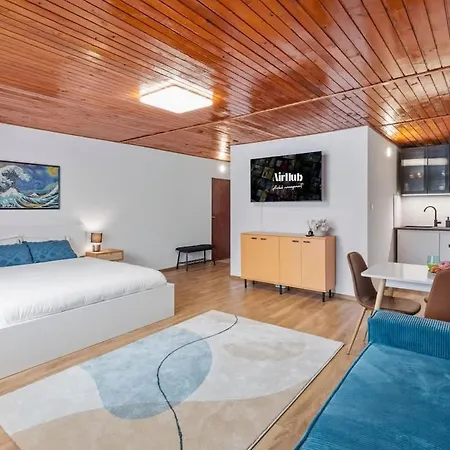 Apartmán Art-inspired, Designer