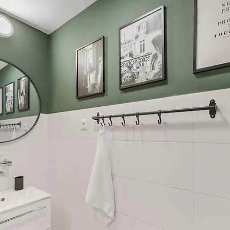 Art-inspired, Designer Pozsony
